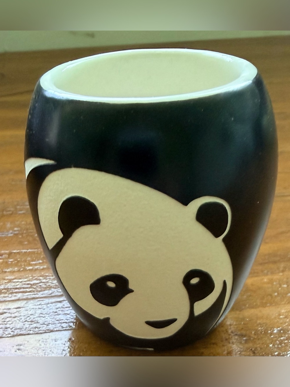 Smithsonian Zoo Panda Ceramic Barrel Shot Glass Black & Cream NWT
